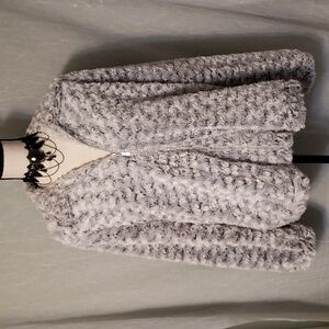 Absolutely stunning Alfred Dunner faux fur jacket M